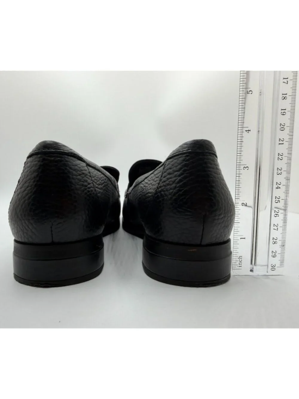 Vionic Sellah Tumbled Leather Penny Loafers Black Women Size 8 Work Casual Shoes